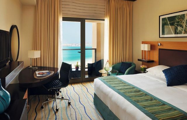  فندق موفنبيك دبي جي بي ار من فنادق للاطفال في دبي المُطلّة على البحر.
