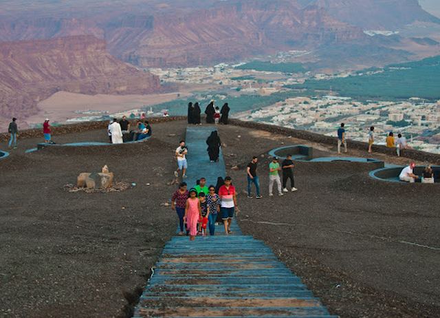 مطل الحرة في العلا